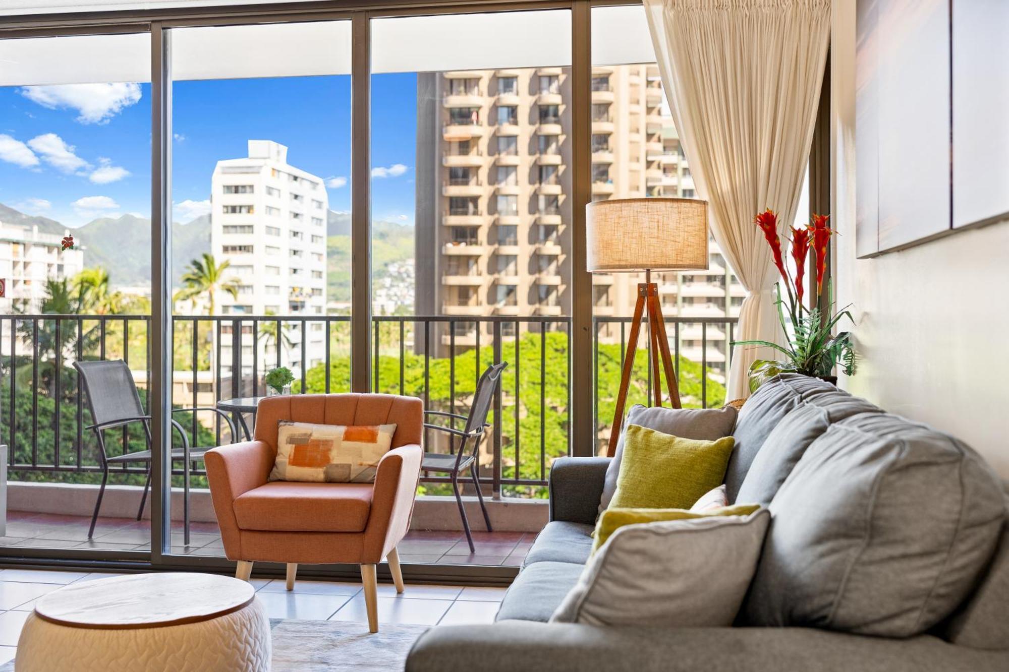 Cozy Waikiki Getaway, Stroll To Beach With Free Parking Honolulu Exterior photo