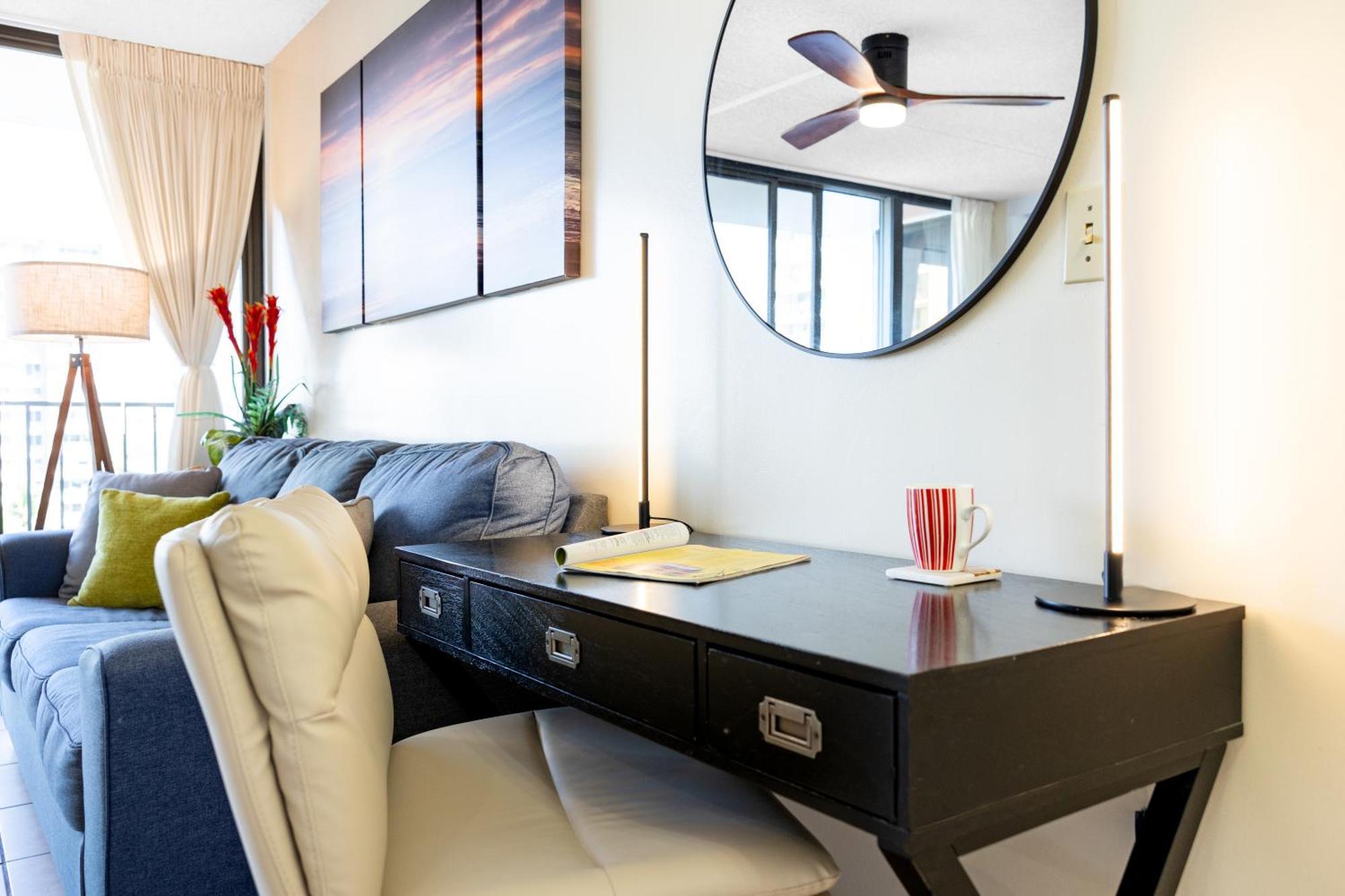 Cozy Waikiki Getaway, Stroll To Beach With Free Parking Honolulu Exterior photo
