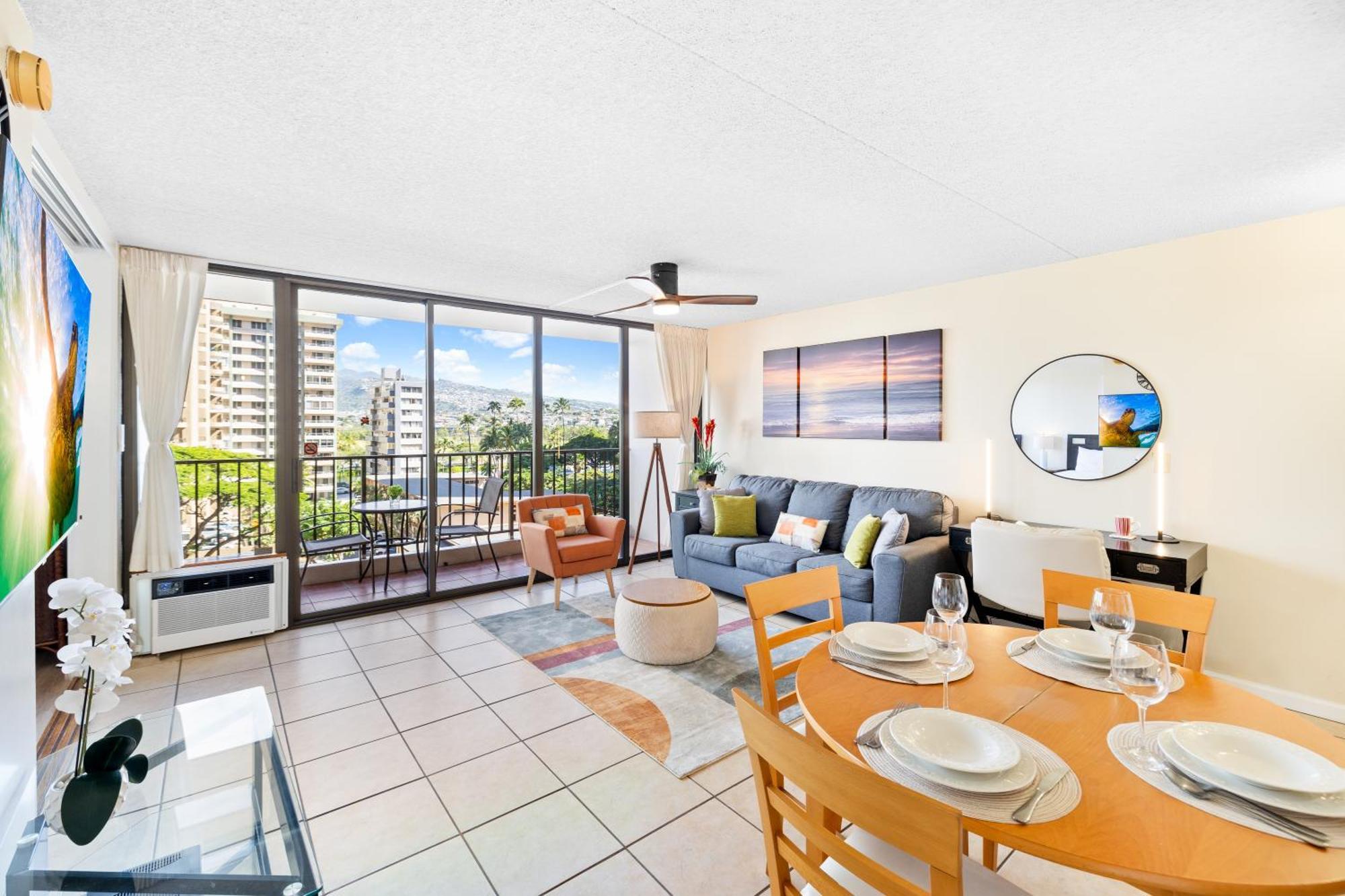 Cozy Waikiki Getaway, Stroll To Beach With Free Parking Honolulu Exterior photo