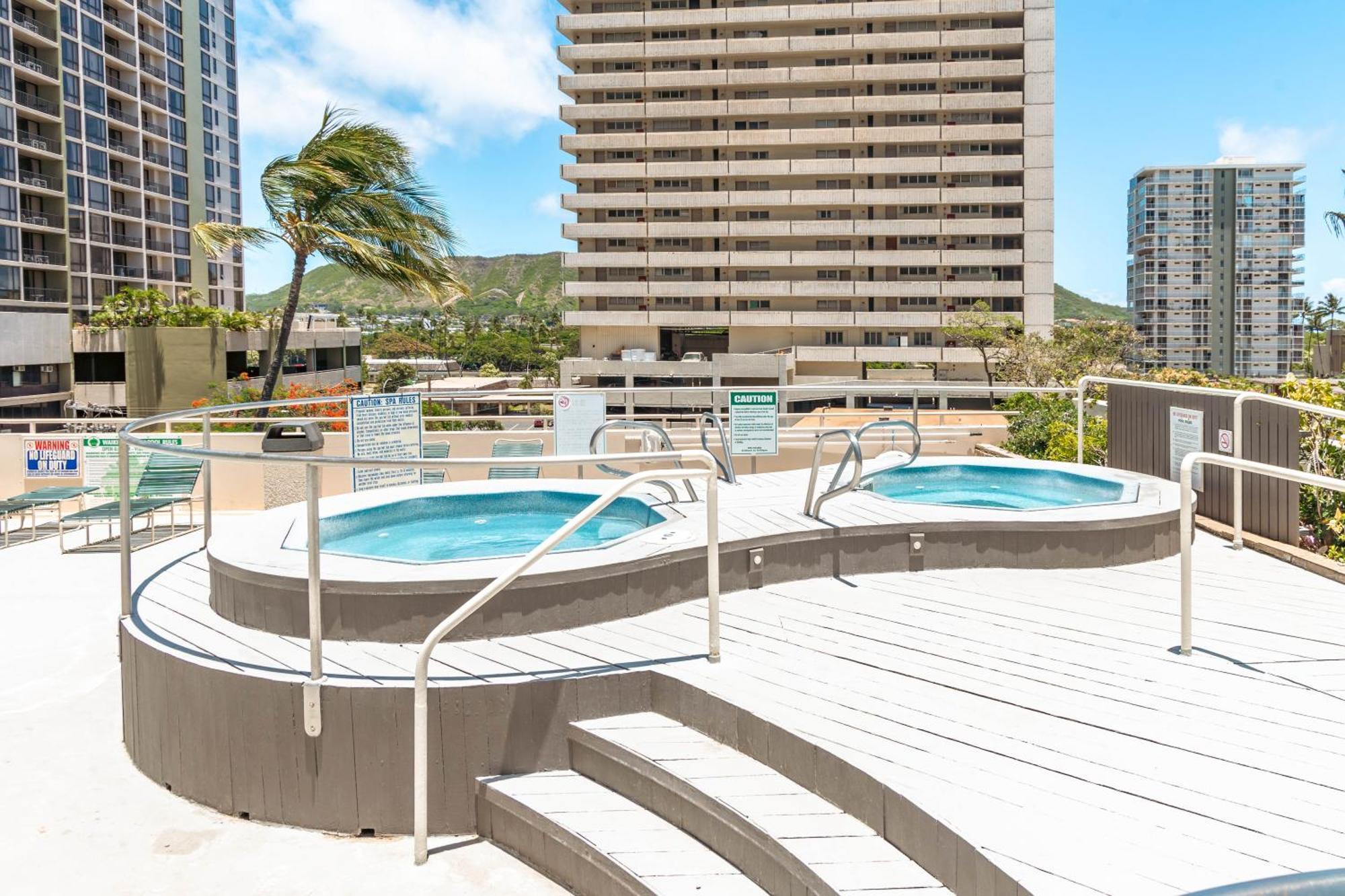 Cozy Waikiki Getaway, Stroll To Beach With Free Parking Honolulu Exterior photo